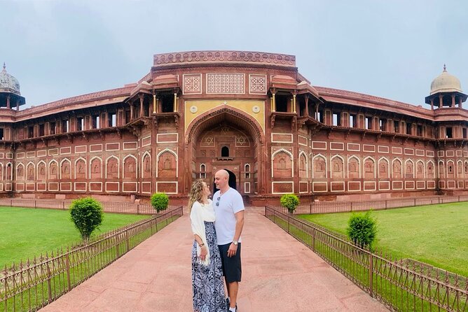 1 day Luxury Sunrise Taj Mahal Tour by Private Car - Agra Fort: Mughal Powerhouse With Royal Museum Vibes