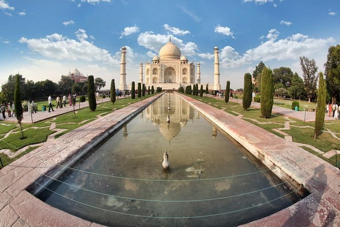 1-Day Trip to Golden Temple,Amritsar from Delhi with Both side Commercial Flight - Private Guide + AC Car: Where the Value Really Shows