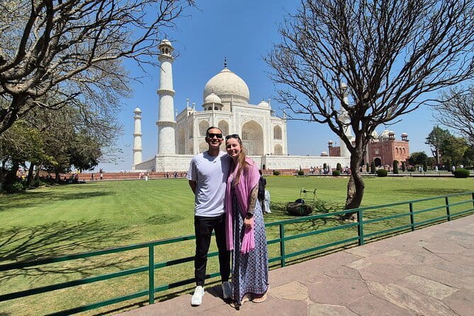 2 Days Overnight Taj Mahal & Agra Tour from Delhi - Bazaars and Leather Markets: A Little Time to Be Curious