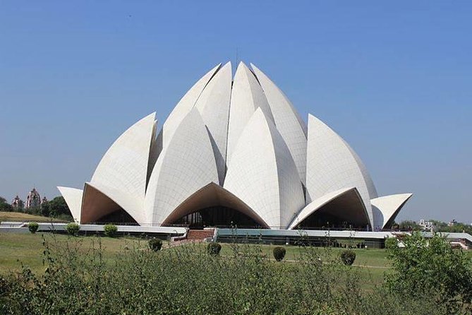 2 Days Private Delhi Tour with Best Cooking Class - Day 2 spiritual and heritage hits in New Delhi