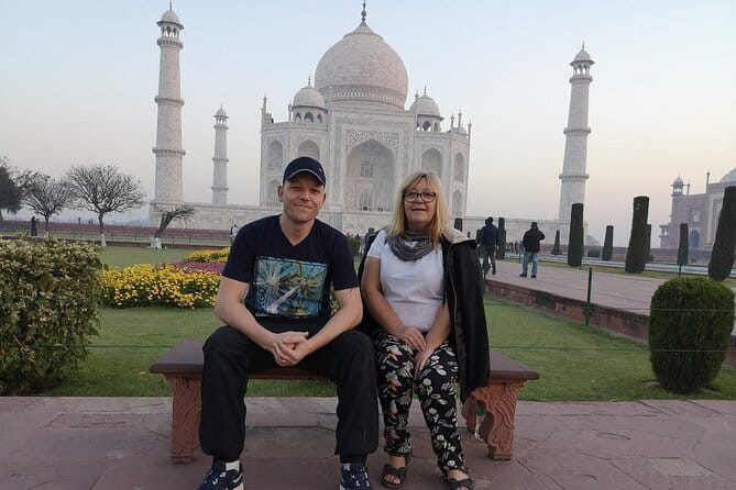 2-Days Private Luxury Golden Triangle Tour Agra Jaipur New Delhi - Chand Baori Stepwell: The 3,500-Step Detour You’ll Remember