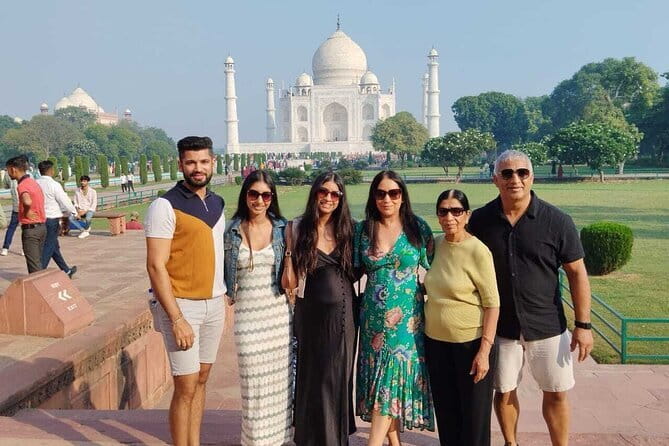 2-Days Private Luxury Golden Triangle Tour Agra Jaipur New Delhi - City Palace, Jantar Mantar, and Hawa Mahal Without the Stress