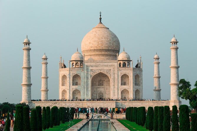 3-Day Golden Triangle Luxury Tour from Delhi to Agra and Jaipur - The drive to Agra via Yamuna Expressway and your “free” evening