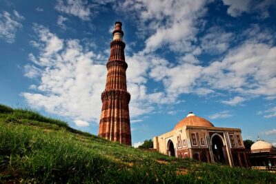 3 Day Luxury Golden Triangle Tour to Agra & Jaipur from New Delhi - Day 2 in Agra: sunrise Taj Mahal, then fort and the Baby Taj