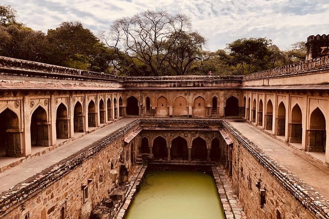 3-Day Private Golden Triangle Tour to Agra and Jaipur from Delhi - Day 2: Fatehpur Sikri and Chand Baori before Jaipur arrives
