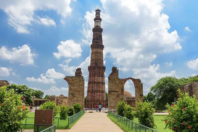 3 Days Private Luxury Golden Triangle Tour in Delhi, Agra, Jaipur - Day 3 in Jaipur: Hawa Mahal, City Palace, and a Calm Lake Break