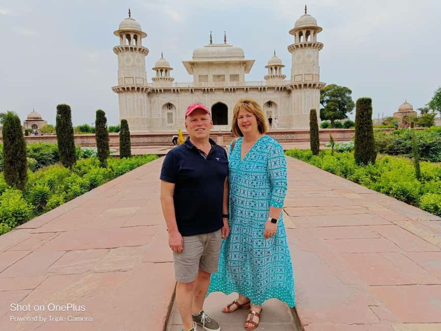 4 Days Private Luxury Golden Triangle Tour from Delhi - Jaipur royal sights: Amber Fort, City Palace, and Hawa Mahal