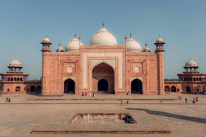 5-Day Golden Triangle Delhi Agra Jaipur Tour with Leopard Safari - Day 2: Fatehpur Sikri and Chand Baori before Jaipur arrives