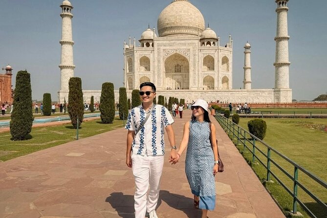 5 Day Golden Triangle Private Tour – Guided, Safe & All Inclusive - Delhi Airport Pickup and Old Delhi: Chandni Chowk by rickshaw