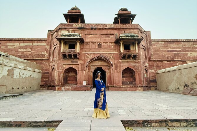 5-Day Golden Triangle Tour with Cultural Heritage-Taj & More - Jaipur Day 3: Jaigarh, Jal Mahal, and Chokhi Dhani culture night