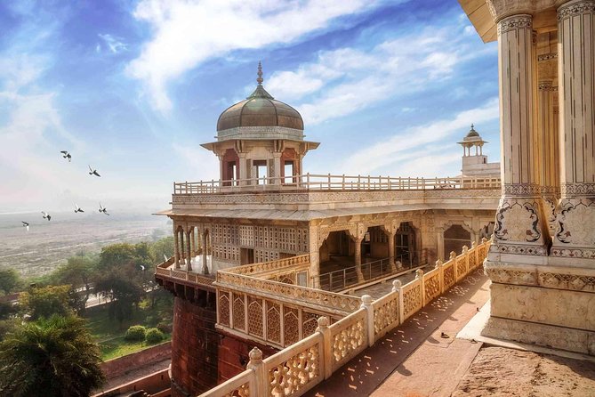 5 Days Golden Triangle Tour. Delhi-Agra-Jaipur-Delhi - Price and value: what $300 covers and what you must budget