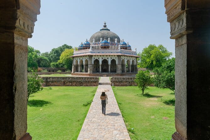 5-Days Luxury Golden Triangle Tour to Agra and Jaipur From Delhi - Day 1 in Delhi: from Humayun’s Tomb and Qutub Minar to Old Delhi by evening