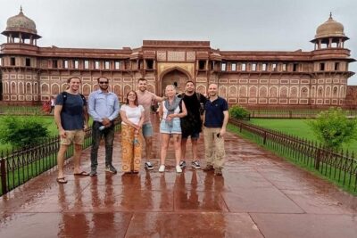 5 Days Private Golden Triangle Tour from Delhi - Day 1: Airport Pickup and Your First Look at Delhi