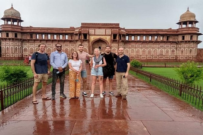 5 Days Private Golden Triangle Tour from Delhi - Day 1: Airport Pickup and Your First Look at Delhi