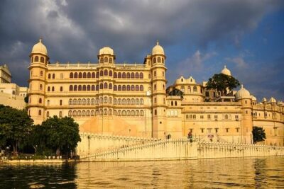 5-Night Private Rajasthan Tour from Delhi Including Jaipur, Jodhpur and Udaipur - Day 2: Jaipur Highlights Packed Into One Day (Amber to Bazaars)