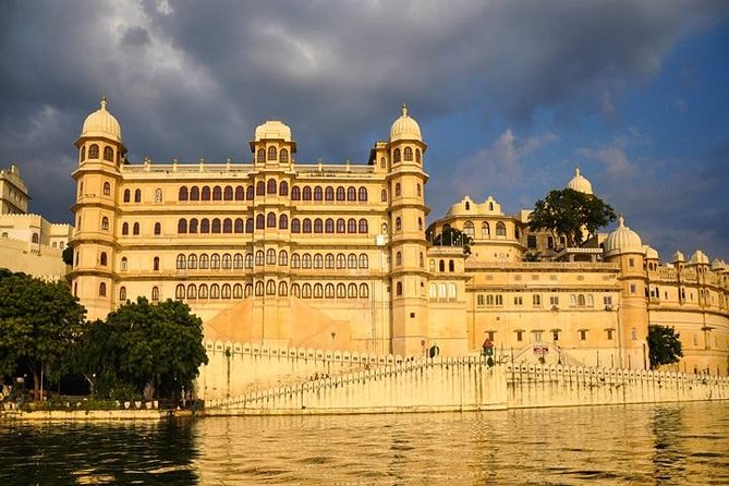 5-Night Private Rajasthan Tour from Delhi Including Jaipur, Jodhpur and Udaipur - Day 2: Jaipur Highlights Packed Into One Day (Amber to Bazaars)