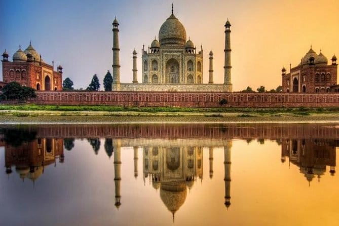6-Day Private Tour of Delhi, Agra, Jaipur, and Pushkar from Delhi - Day 4 Jaipur: Panna Meena ka Kund, Jal Mahal, Hawa Mahal, City Palace, and Jantar Mantar