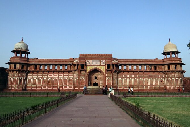 6-Day Private Tour of Delhi, Agra, Jaipur, and Varanasi from Delhi - Day 4: the flight to Varanasi and why that matters