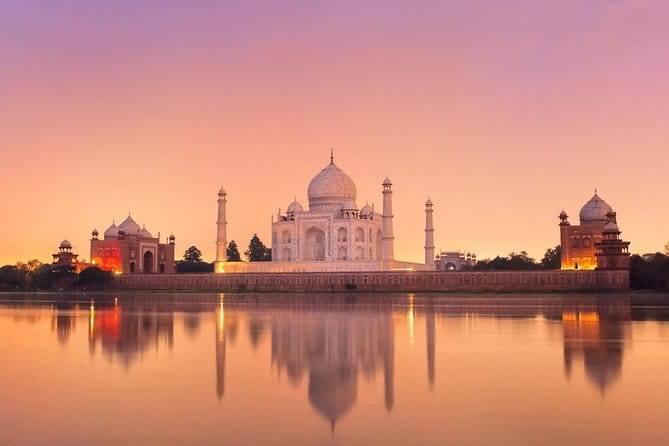 6 Days Golden Triangle with Ranthambore & Varanasi Tour - Day 4 in Agra: Taj Mahal at 6 AM, Agra Fort, then an overnight train to Varanasi