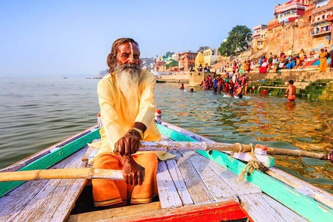 6 Days Golden Triangle with Ranthambore & Varanasi Tour - Day 2 in Jaipur: Amber Palace, the walled city, and photo stops at Hawa Mahal