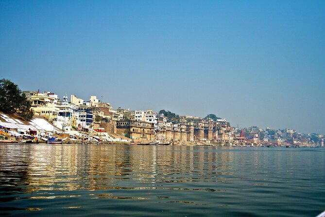 6 Days Private Golden Triangle Tour with Varanasi from Delhi - Day 1 in Delhi: Qutub Minar, Lotus Temple, and a Stepwell You’ll Remember