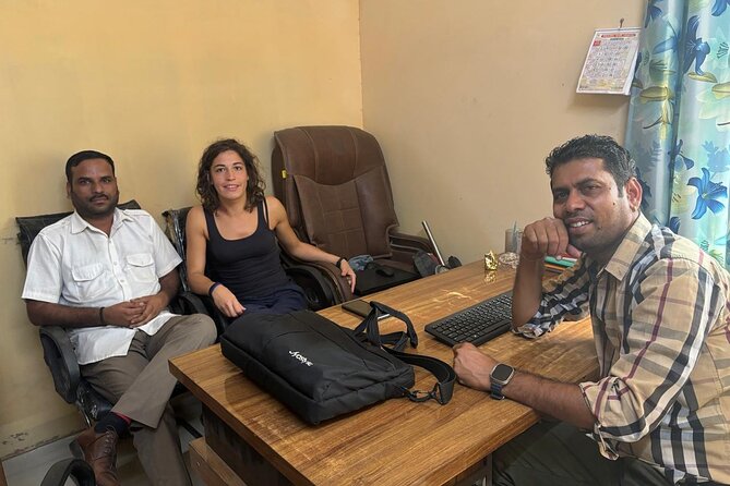 7 Night & 8 Days Private Luxury Golden Triangle with Mumbai Tour - FAQ