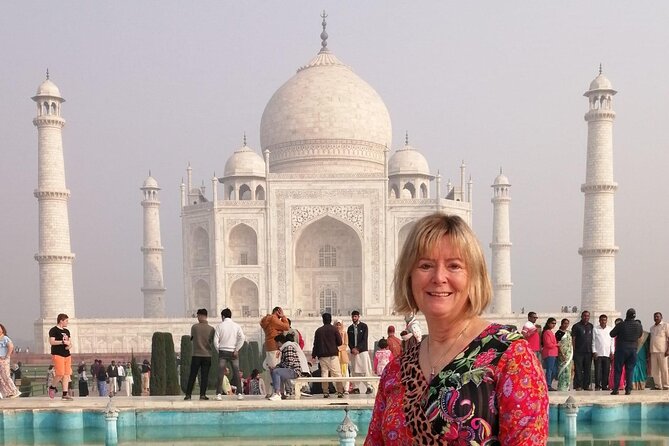 8 Days Private Luxury Golden Triangle Tour with Udaipur & Pushkar - A private route that connects Delhi, the Taj, Jaipur, Udaipur, and Pushkar