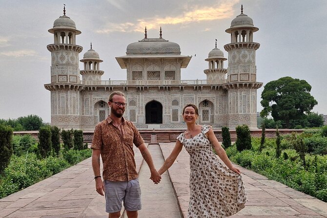 Agra Private Luxury Car Sightseeing Tour - The road plan and the 12-hour reality check