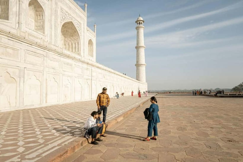 Agra: Private Sightseeing Half-Day Tour with Guide by Car - Key moments that make this tour worth it