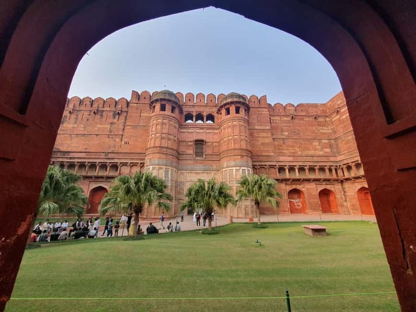 Agra: Taj Mahal Vip tickets with Professional Photographer - Agra Fort Optional Stop: When It’s Worth Adding Extra Time