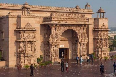 Akshardham Evening & Morning tour exhibition water fountain Show - The water and laser show after 7 PM: what to expect