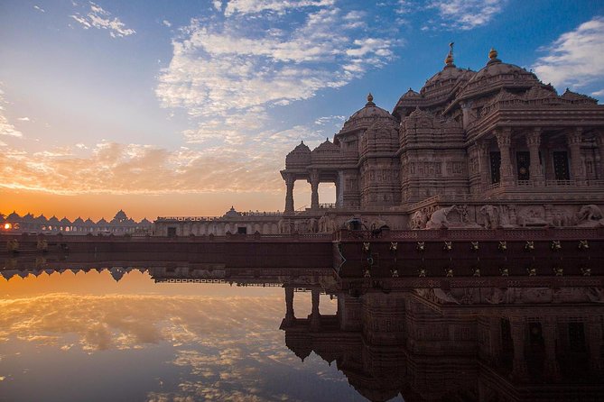 Akshardham Light & Fountain Show with Pick-up & Drop-off - Why Akshardham at Sunset Feels Like More Than a Temple Visit