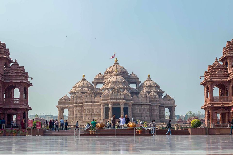 Akshardham Light & Fountain Show with Pick-up & Drop-off - Price and value: what $28 covers (and what doesn’t)