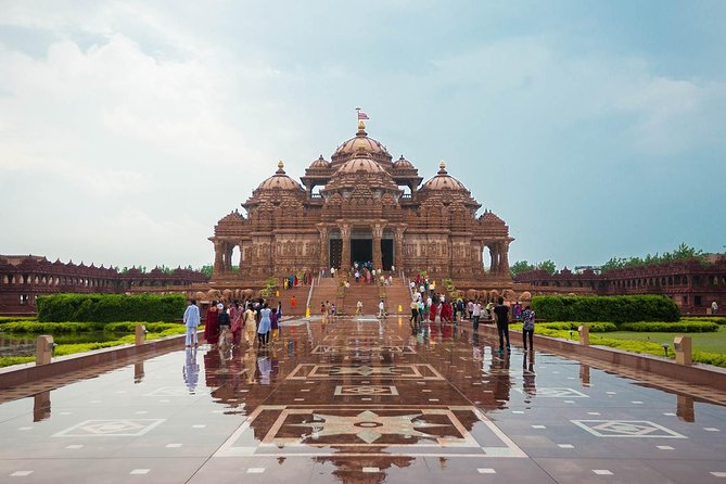 Akshardham Temple Tour Delhi, World's largest Hindu temple visit! - Akshardham Temple in Delhi: why this 2011 site feels huge