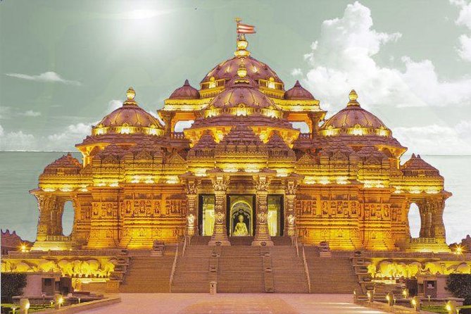 Akshardham Temple Tour Exhibition, Light & Water Show with Transfers - Price and logistics: what you’re really paying for