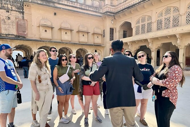 All Inclusive Delhi to Agra and Jaipur 3 Day Golden Triangle Tour - Delhi Day 1: Jama Masjid, Chandni Chowk, and Qutub Minar in one sweep