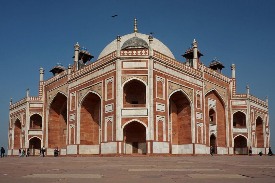 All Inclusive Old & New Delhi Private Day Trip with Tuk Tuk - India Gate: a shorter stop that still earns its time