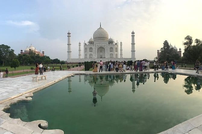 all inclusive private day trip to taj mahal from delhi by car - Lunch at an AC restaurant: a real break, not a rushed meal