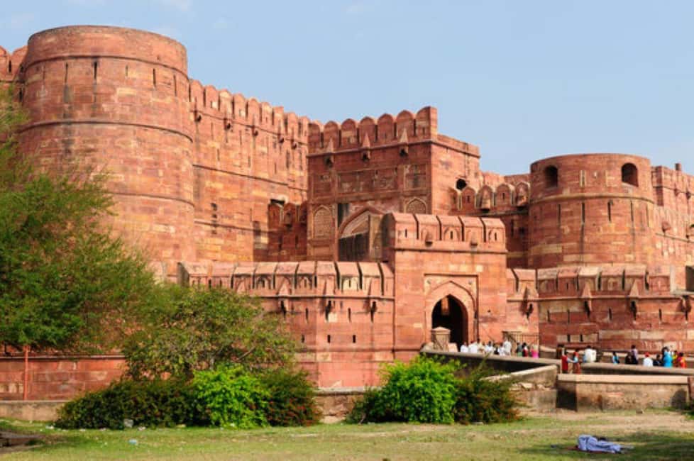 All-Inclusive Sunrise Taj Mahal, Agra Fort & Baby Taj Tour - Agra Fort: Mughal Palaces, Power, and Great Walkways
