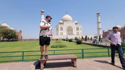 All-Inclusive Sunrise Taj Mahal, Agra Fort & Baby Taj Tour - Entering the Taj Mahal Before the Crowds