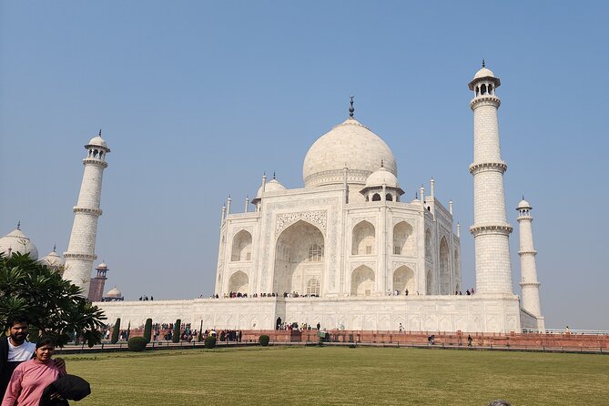 All Inclusive Taj Mahal, Agra Fort, Baby Taj Car with Local Guide - Agra Fort: Mughal power with a guided walkthrough