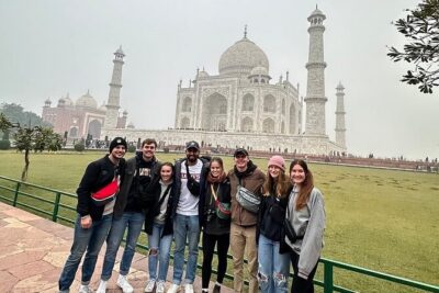 All Inclusive Taj Mahal Private Tour by Car from Delhi - Agra Fort: Akbar’s fortress and the red-stone viewpoints