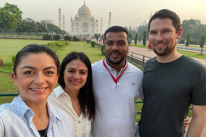All Inclusive - Taj Mahal Sunrise Tour with 3 World Heritage Site - A 2:00 a.m. start that pays off at Taj Mahal