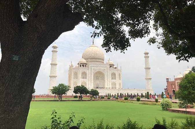 All Inclusive Taj Mahal Tour by Car—Most Selling Tour on Viator - Agra Fort: Red Sandstone and a Change of Pace