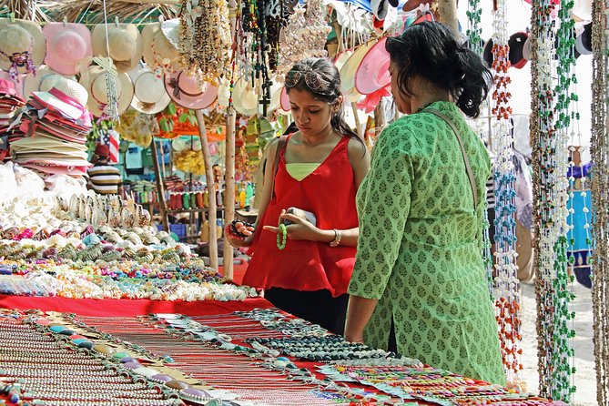 Bustling Markets of Delhi (Guided Half Day Shopping Tour) - Paharganj Main Bazaar for Bargains on Clothes, Shoes, Jewelry, Books, and Music