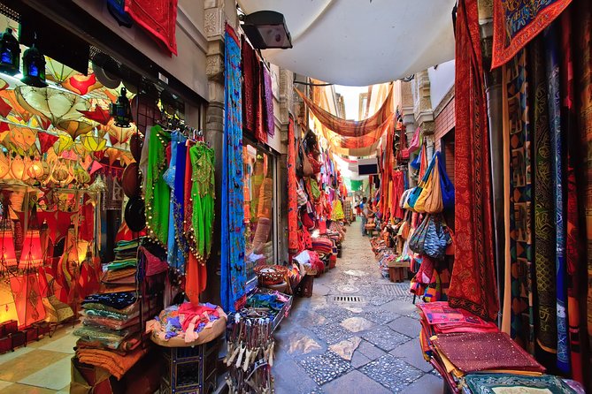 Bustling Markets of Delhi (Guided Half Day Shopping Tour) - Janpath Market and the Tibetan Market for Crafts, Art, and Easy Souvenirs