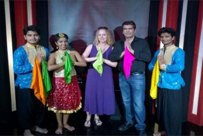 Dance Class in Delhi: Learn to Dance like a Bollywood Star - Changing into your costume: more fun, and better photos without trying