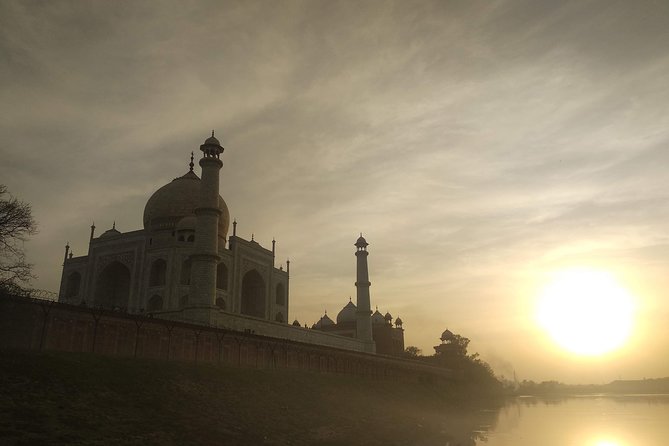 Day Tour Taj Mahal & Agra Fort by Private Car From Delhi - Agra Fort: A Second Stop That Keeps the Day Interesting