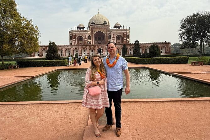 Day Trip Taj Mahal, Agra Fort & Baby Taj Tour from Delhi by Car - Agra Fort: The Mughal Fortress Experience in One Guided Hour