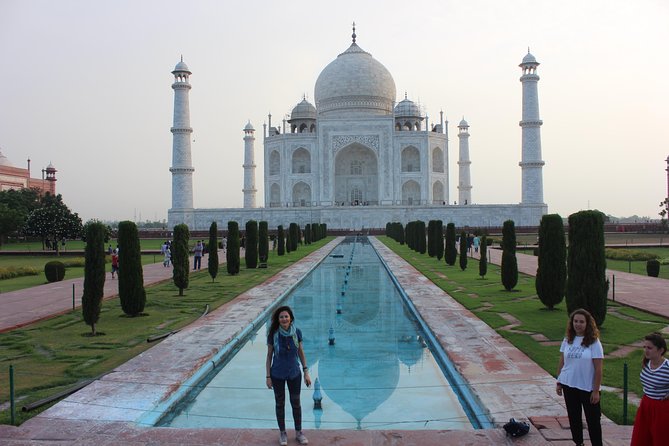 Day Trip to Taj Mahal from Delhi by Private Car - Driver and guide quality: how to maximize your day